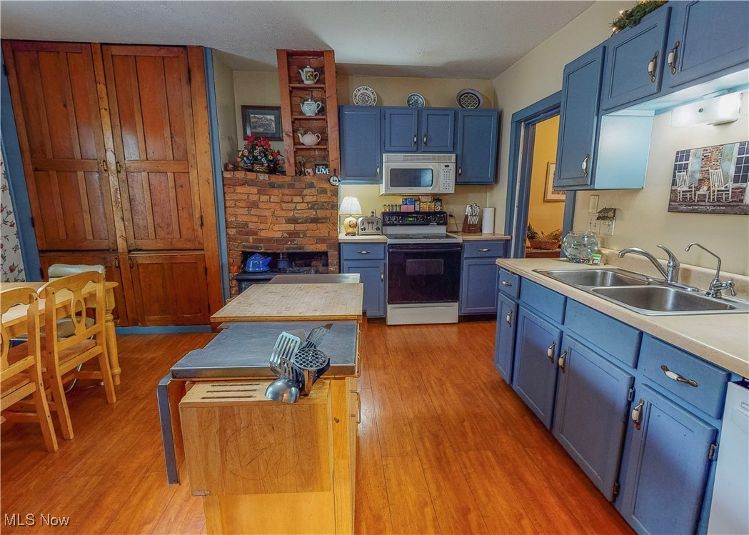 5696 Steubenville Road SE Amsterdam OH 43903