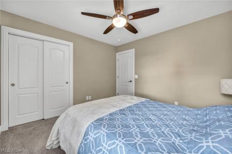 8712 Blue Heron Way Mentor OH 44060