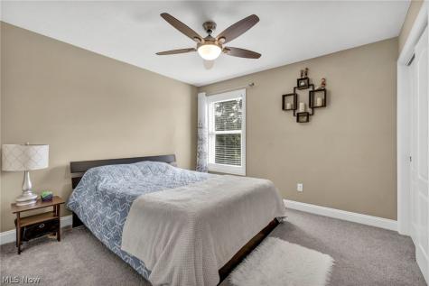 8712 Blue Heron Way Mentor OH 44060