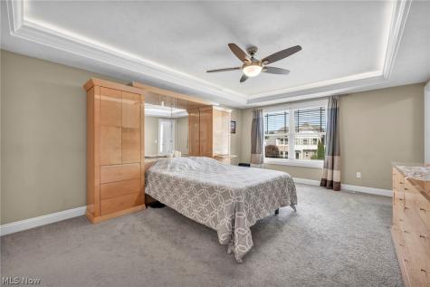 8712 Blue Heron Way Mentor OH 44060