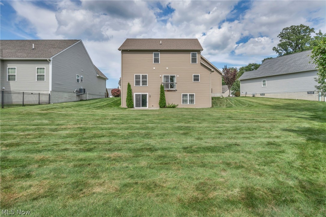 8712 Blue Heron Way Mentor OH 44060