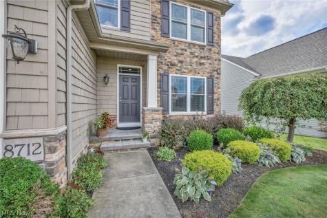 8712 Blue Heron Way Mentor OH 44060