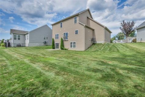 8712 Blue Heron Way Mentor OH 44060