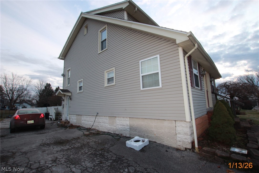 377 Coitsville Road Campbell OH 44405