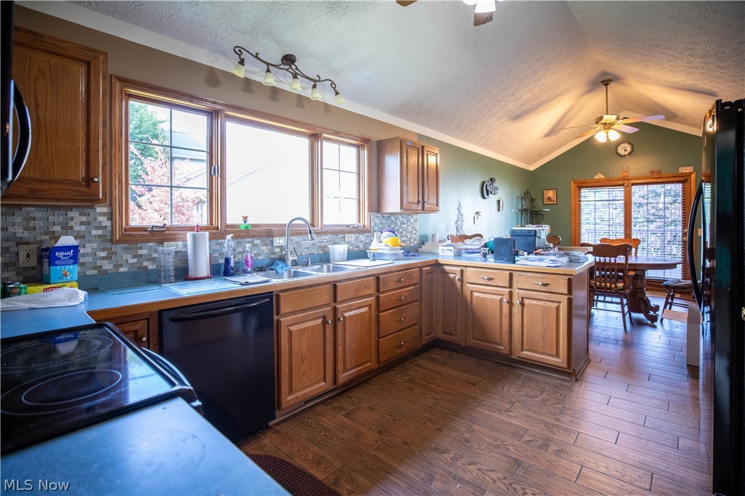 5972 Sunscape Drive NE Louisville OH 44641
