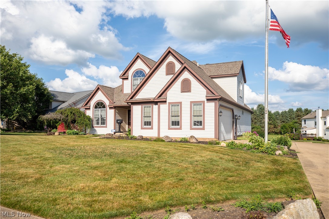 5972 Sunscape Drive NE Louisville OH 44641