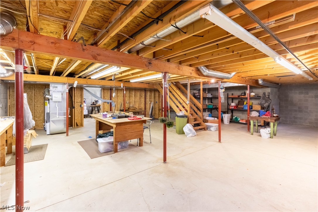5972 Sunscape Drive NE Louisville OH 44641