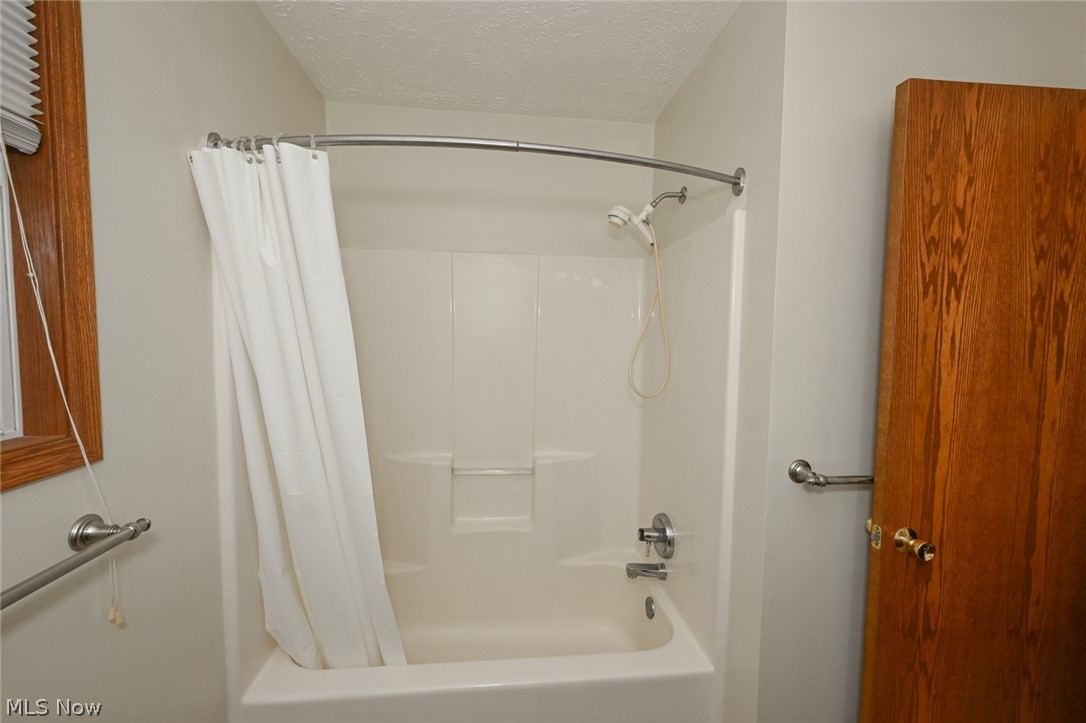 3721 Seneca Street Stow OH 44224