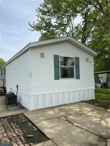 6409 Amanda Lane Ravenna OH 44266