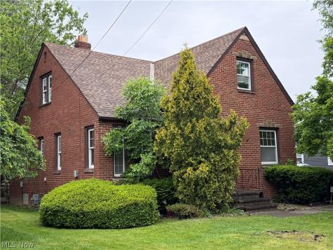 5916 Pearl Road Parma Heights OH 44130