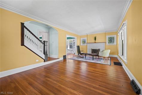 3363 E Scarborough Road Cleveland Heights OH 44118