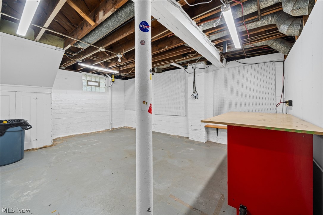 3363 E Scarborough Road Cleveland Heights OH 44118