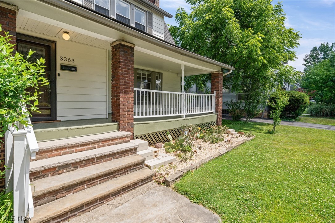 3363 E Scarborough Road Cleveland Heights OH 44118