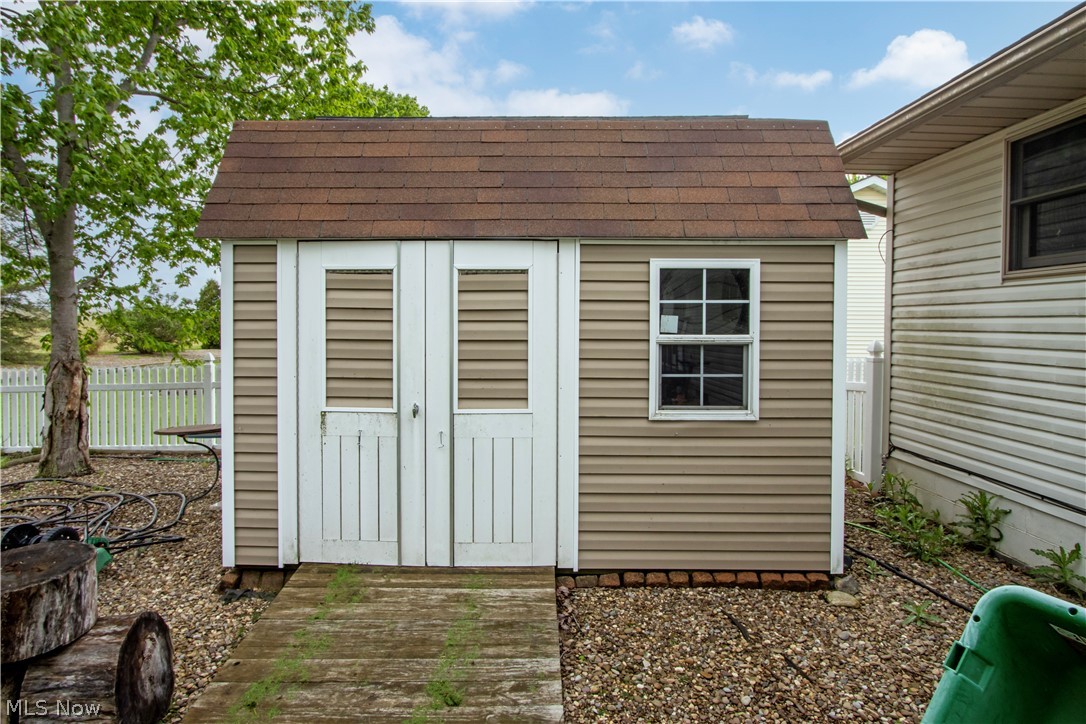 2585 Greenbriar Lane Wooster OH 44691