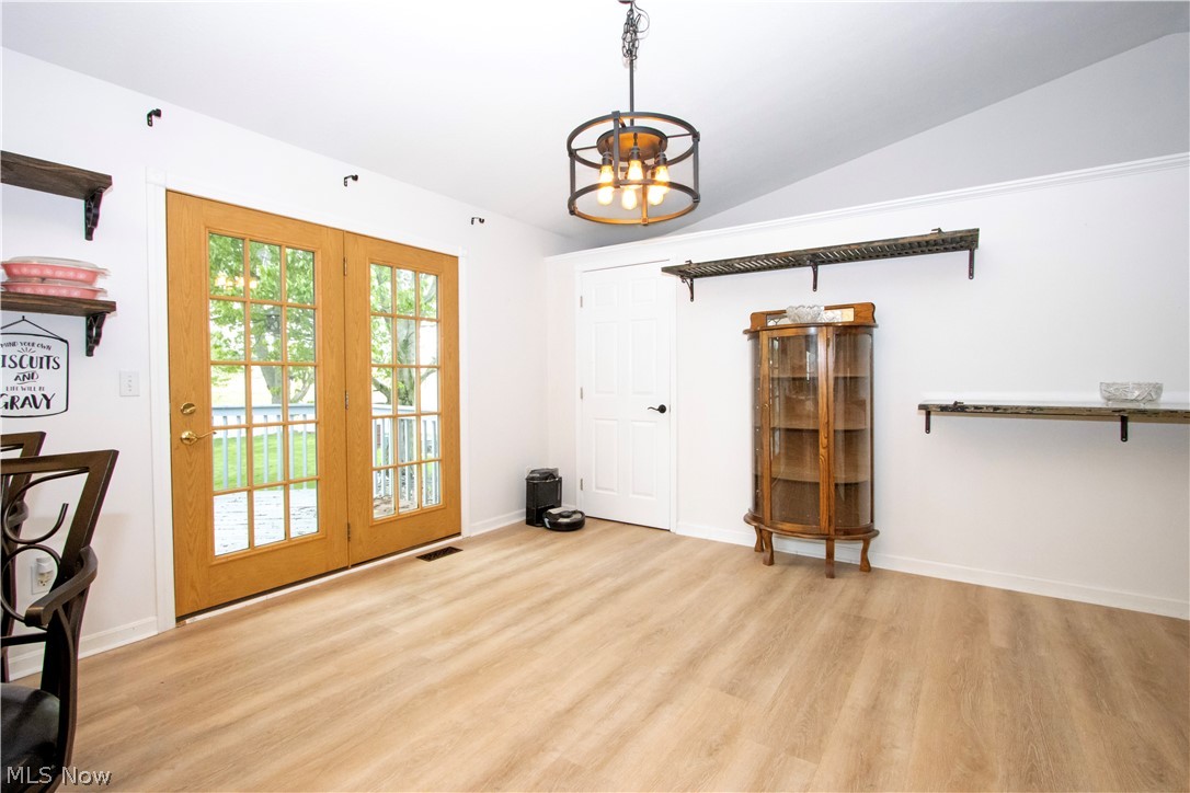 2585 Greenbriar Lane Wooster OH 44691
