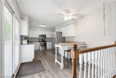 270 Magua Drive Akron OH 44319