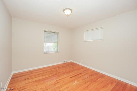 6045 Dunham Road Maple Heights OH 44137