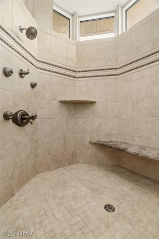 1521 Easthill Street SE North Canton OH 44720