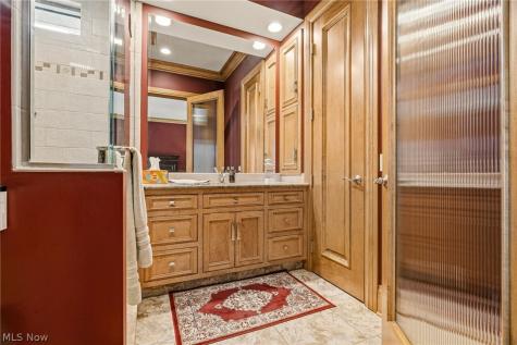 1521 Easthill Street SE North Canton OH 44720