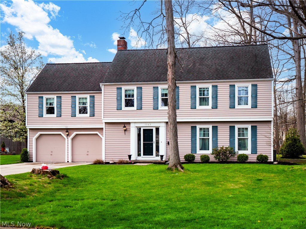 1565 Greenleaf Circle Westlake OH 44145
