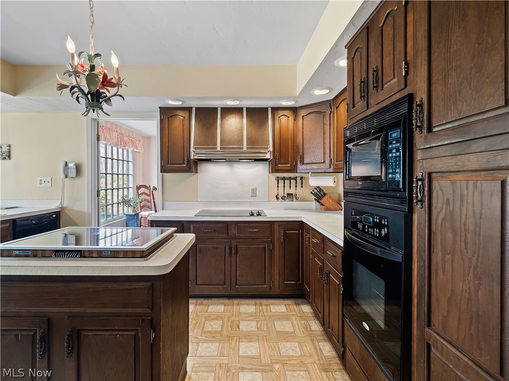 1565 Greenleaf Circle Westlake OH 44145