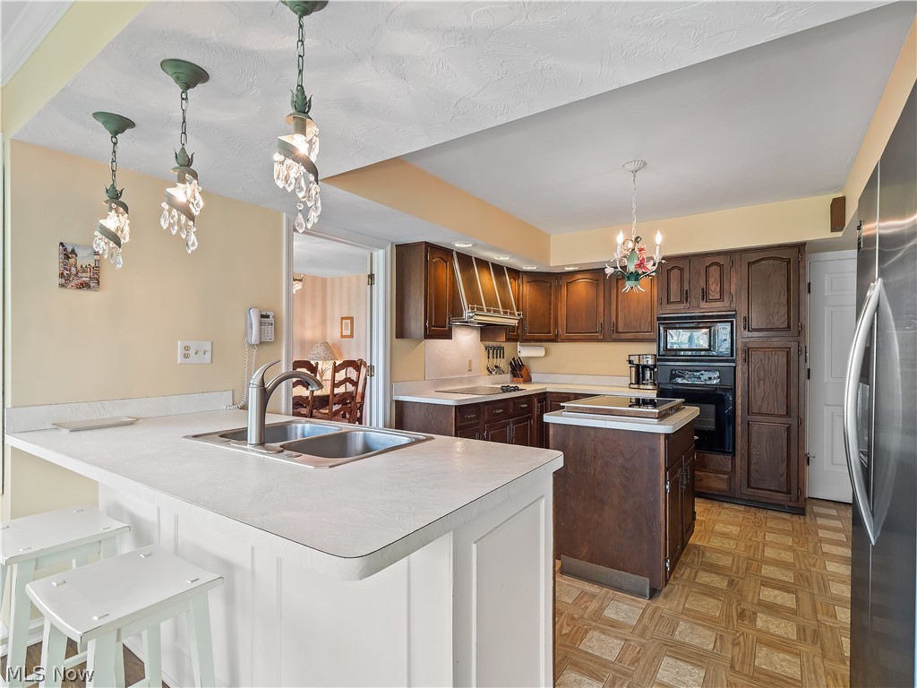 1565 Greenleaf Circle Westlake OH 44145
