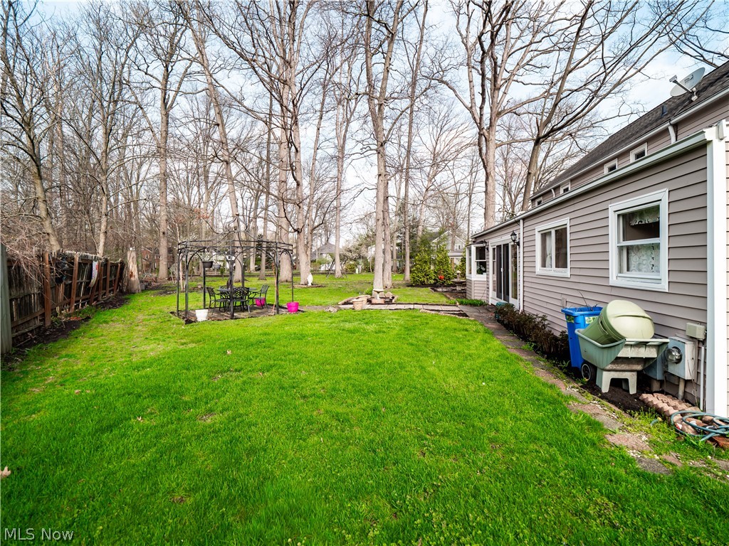 1565 Greenleaf Circle Westlake OH 44145