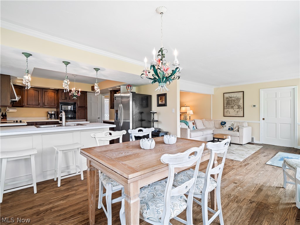 1565 Greenleaf Circle Westlake OH 44145