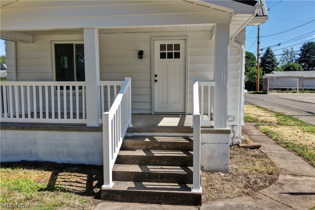 431 Cedar Lane New Philadelphia OH 44663