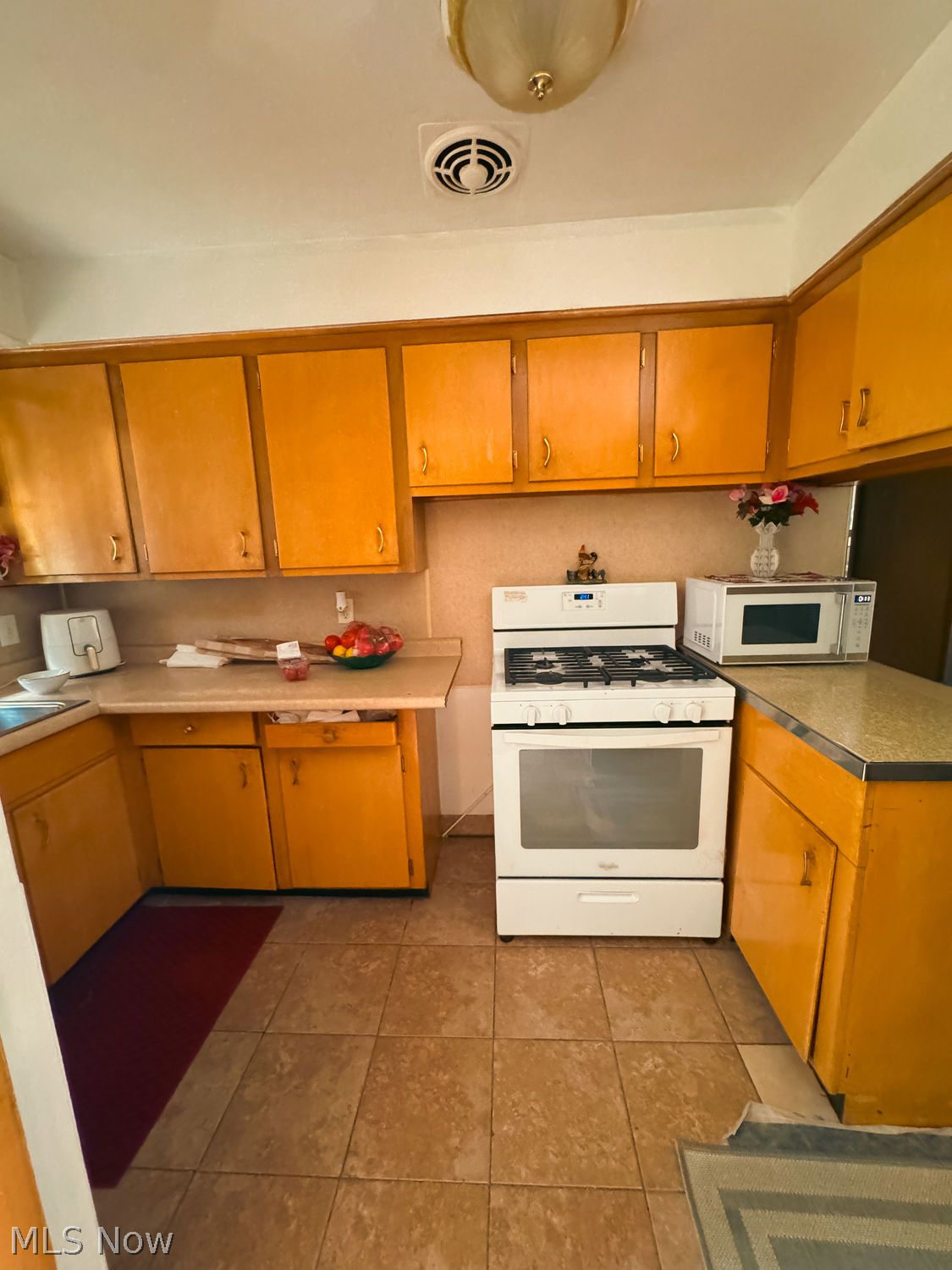 2413 Lincoln Avenue Parma OH 44134