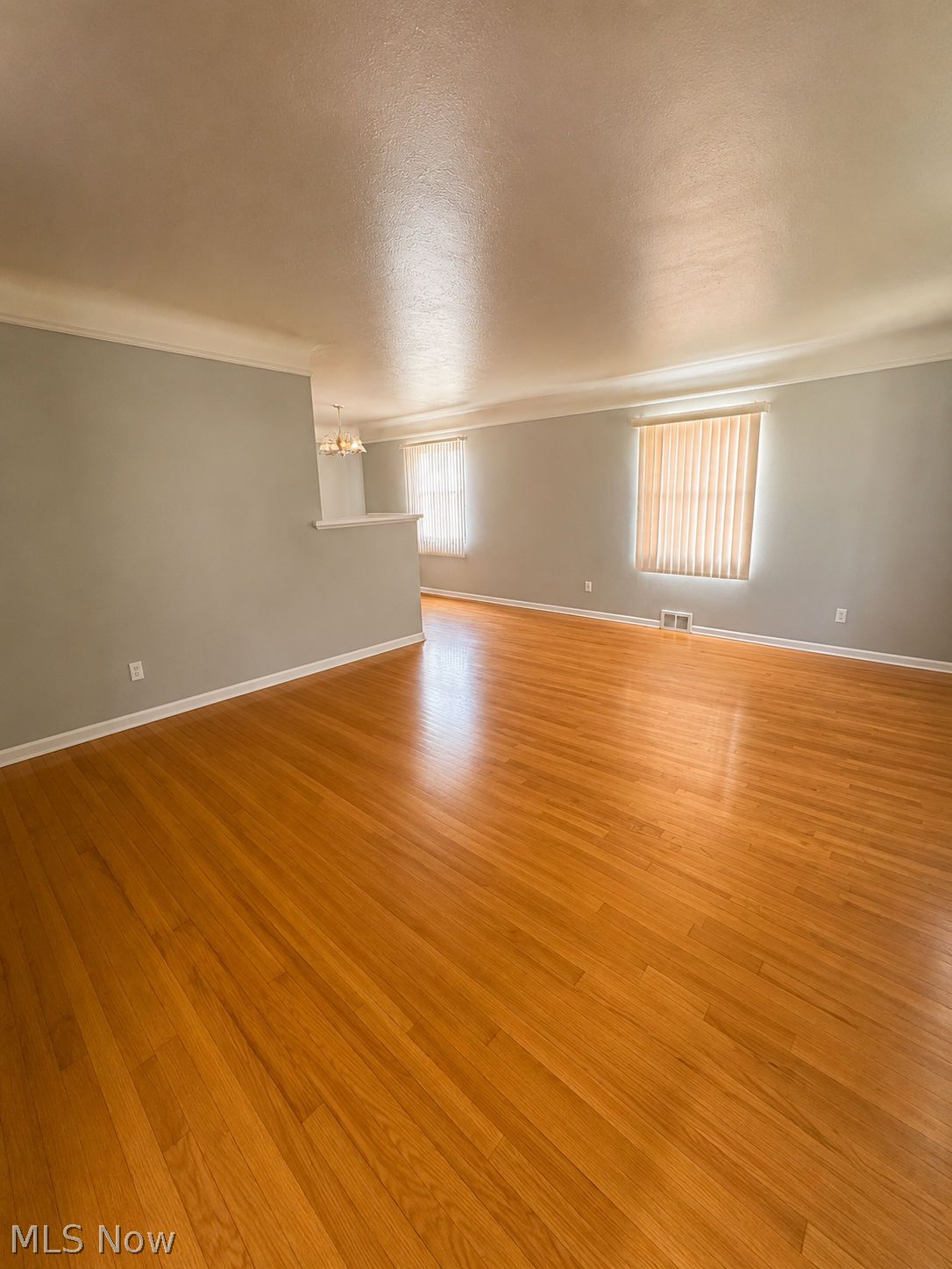 2413 Lincoln Avenue Parma OH 44134