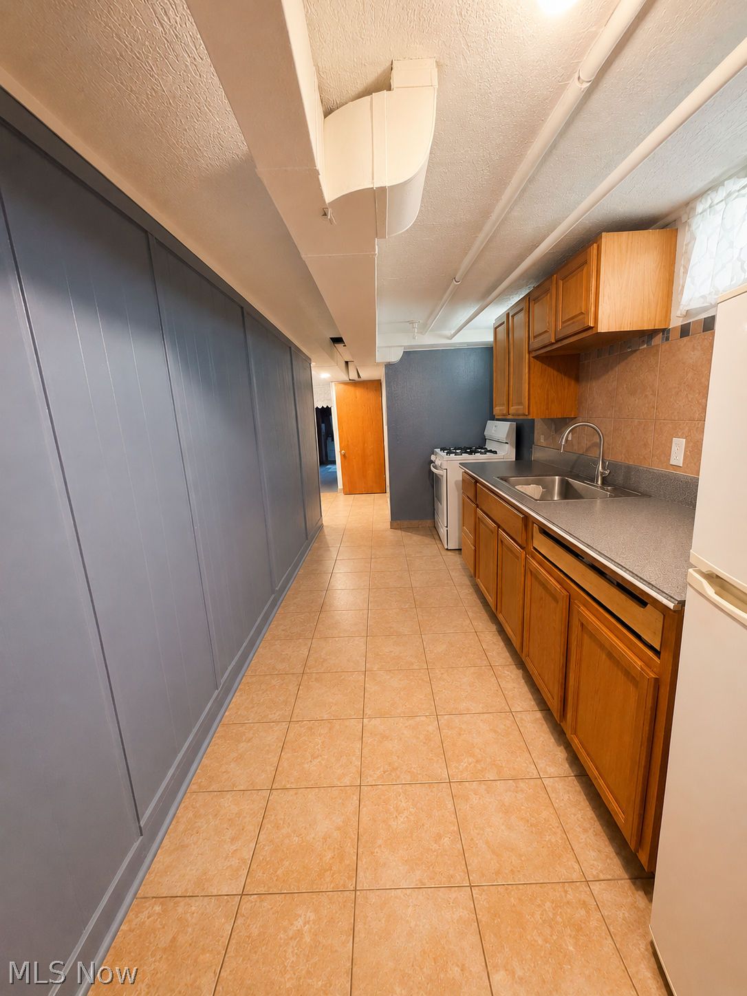 2413 Lincoln Avenue Parma OH 44134