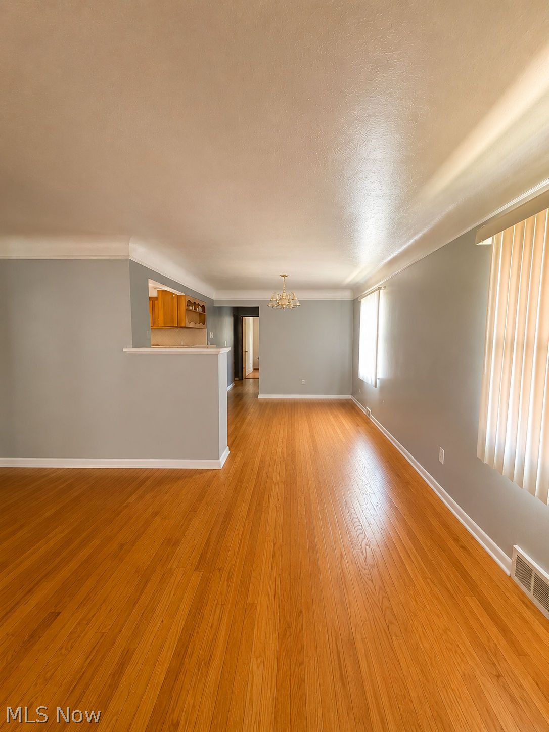 2413 Lincoln Avenue Parma OH 44134