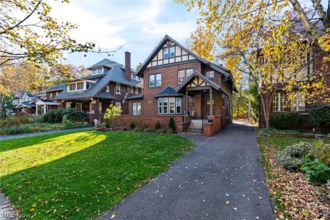 190 N Highland Avenue Akron OH 44303