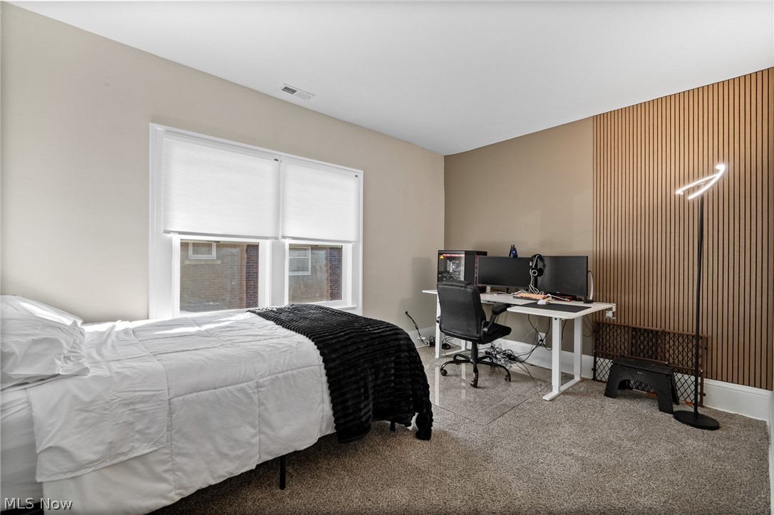 190 N Highland Avenue Akron OH 44303