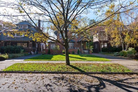 190 N Highland Avenue Akron OH 44303