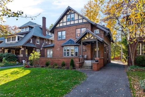 190 N Highland Avenue Akron OH 44303
