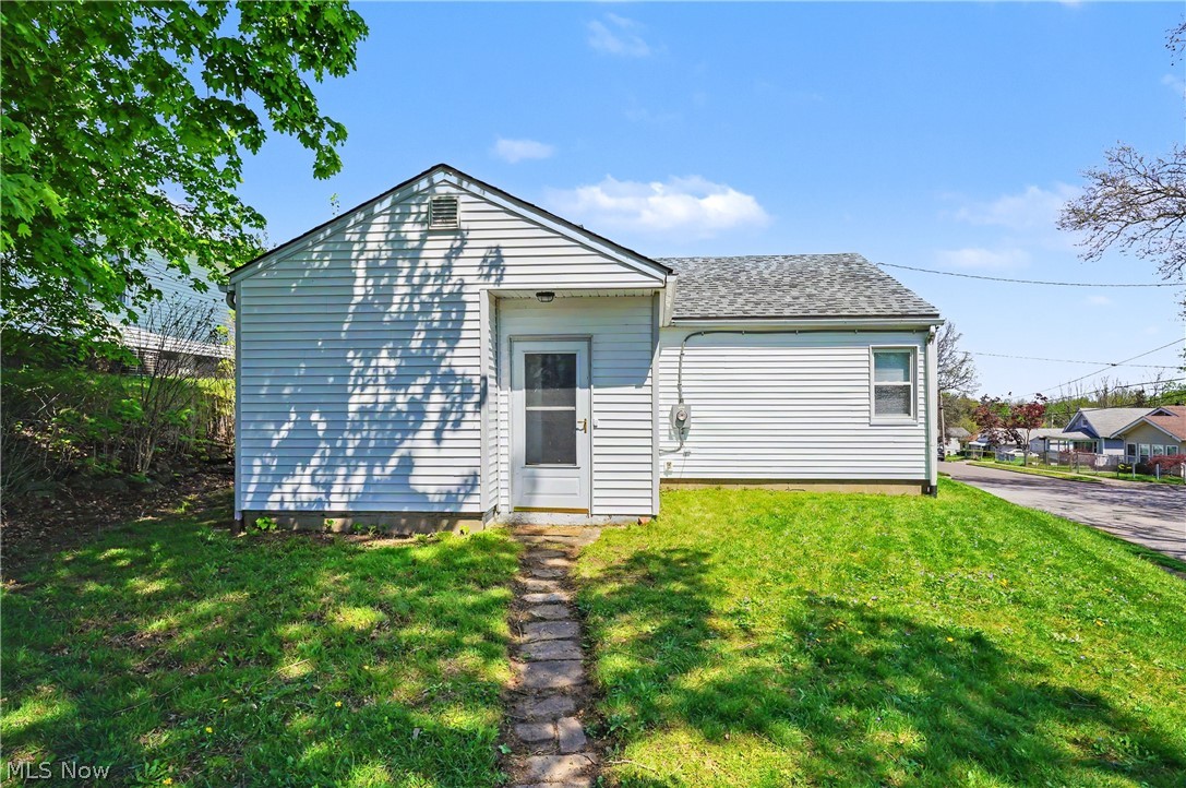 392 Rexford Street Akron OH 44314