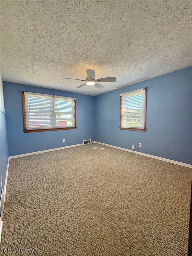 1407 W Valentine Circle NW Canton OH 44708