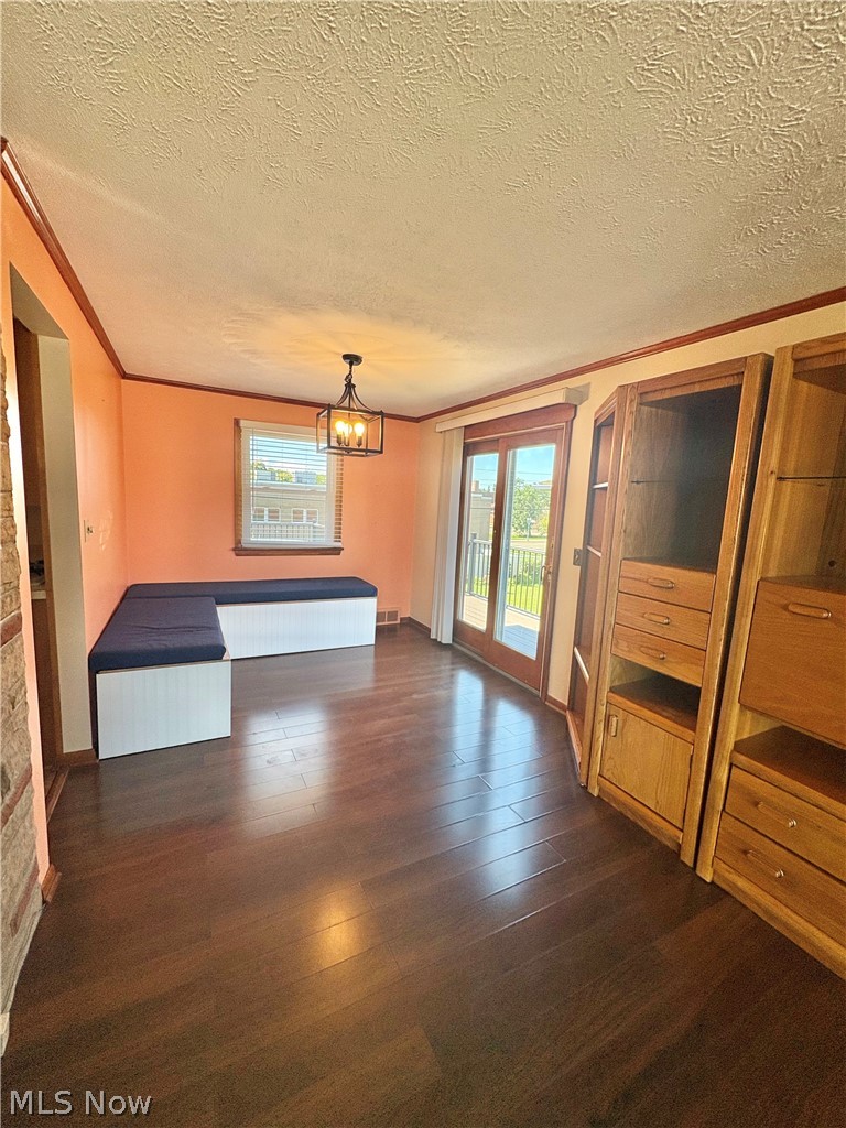 1407 W Valentine Circle NW Canton OH 44708