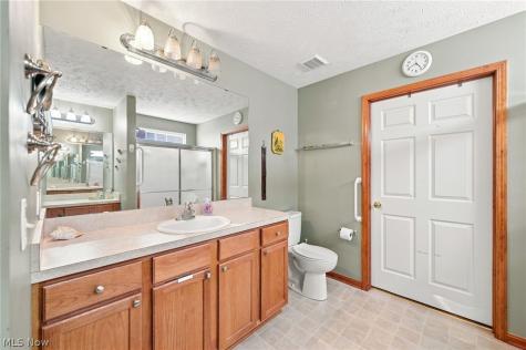 3712 Heron Drive Lorain OH 44053