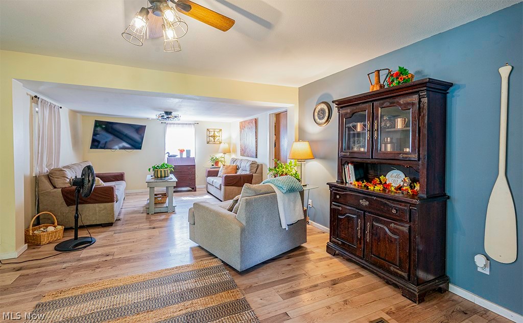 215 Lake Shore Terrace Warren OH 44483