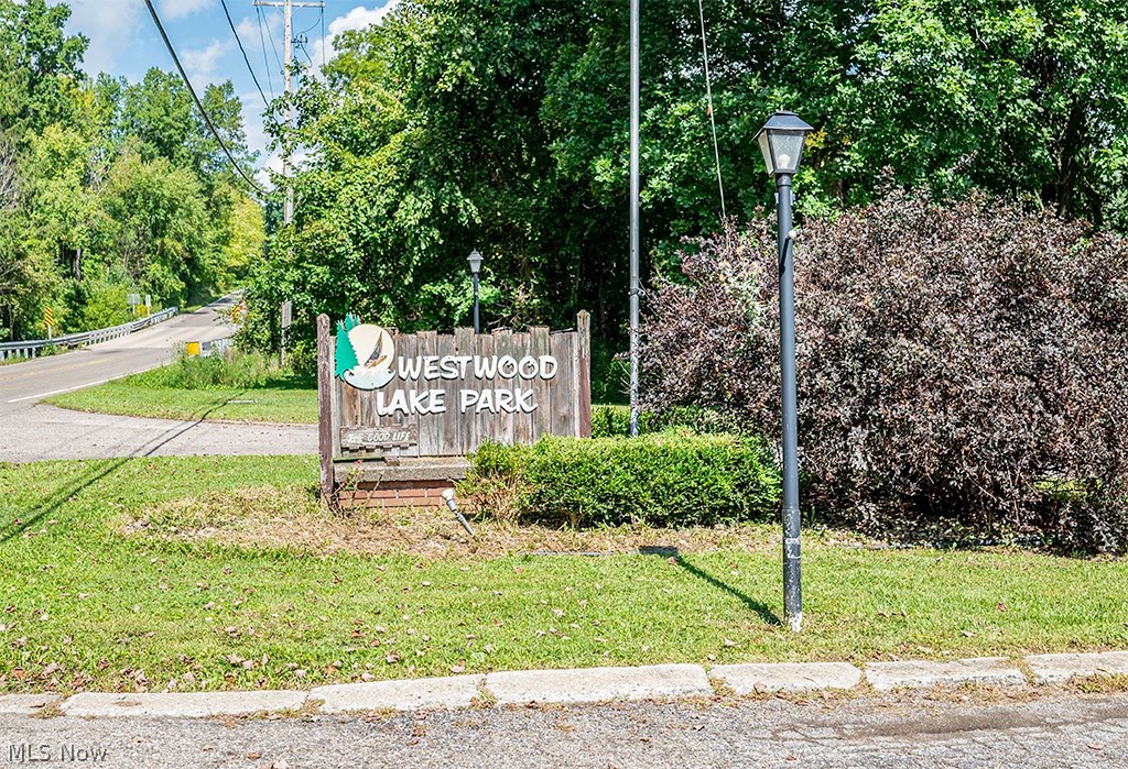 215 Lake Shore Terrace Warren OH 44483