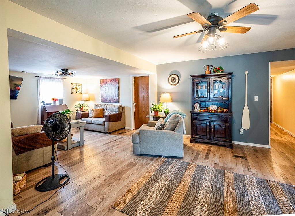 215 Lake Shore Terrace Warren OH 44483