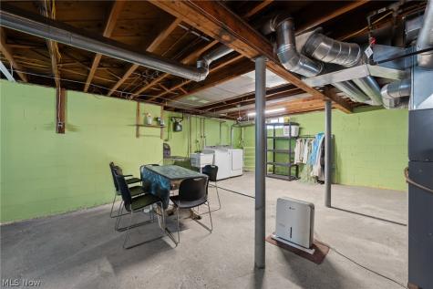 44 15th Street NW Massillon OH 44647