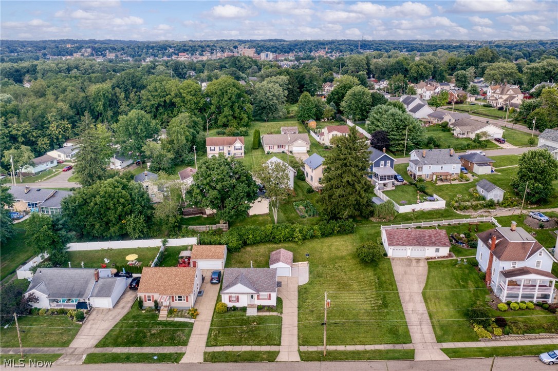 44 15th Street NW Massillon OH 44647