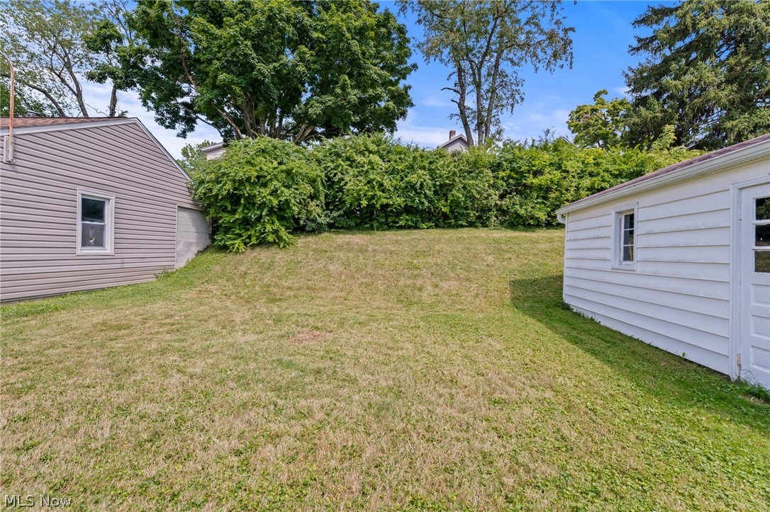 44 15th Street NW Massillon OH 44647