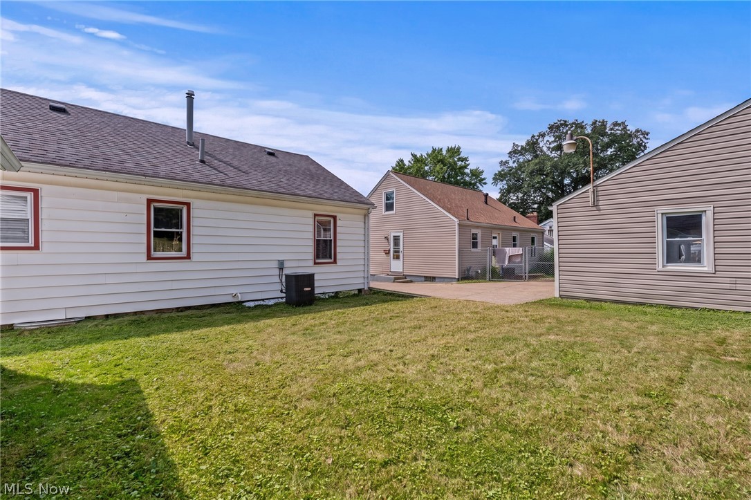 44 15th Street NW Massillon OH 44647