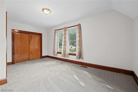 957 Cleveland Avenue Amherst OH 44001