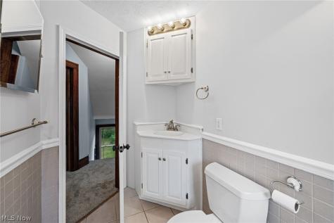 957 Cleveland Avenue Amherst OH 44001